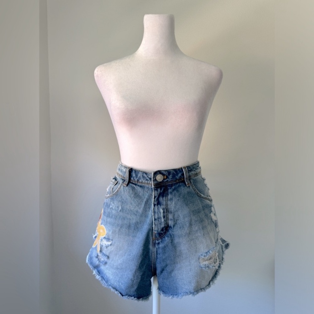 Zara Floral Denim Cutoff Shorts